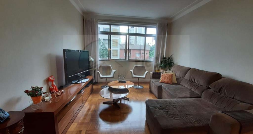 Belíssimo apartamento de 128,00 m² na Frei Caneca - 3 suítes e 1 vaga
