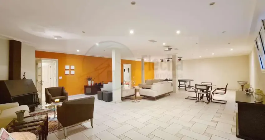 Excelente casa sobrado em Santo Amaro - 4 suítes e 10 vagas