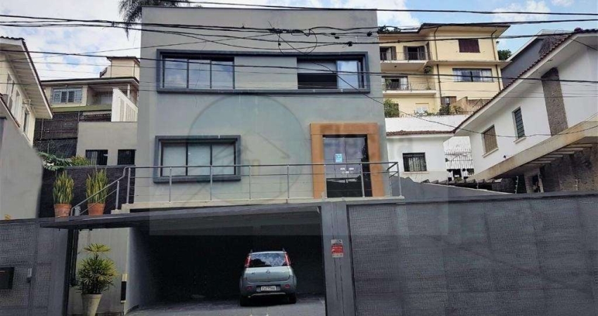 PACAEMBU, CASA COMERCIAL 420M² AU/420M² AT/ 14M² DE FRENTE, recepção, área de café, 6 salas e um salão em vão livre , 5 banheiros, 11vagas.