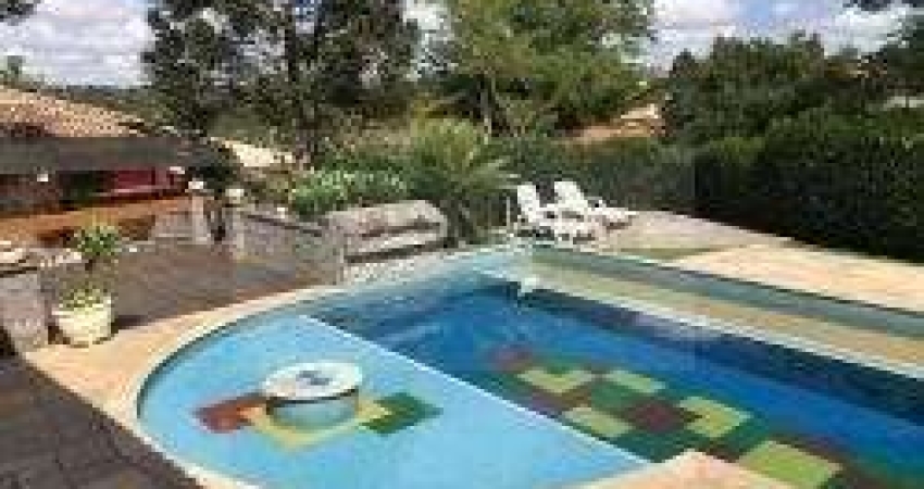 Cond. Recanto Suiço - 4 sts e lazer completo (Km 39 R. Tavares)