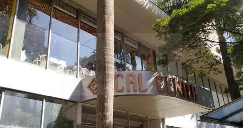JARDIM PAULISTANO SALA/LOJA COMERCIAL, 42M², está no Call Center II, localizado na Av. Brigadeiro Faria Lima com padrão corporativo de ocupação.