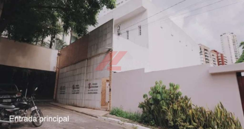 Prédio Comercial de Alto Padrão para Locação na Vila Nova Conceição - São Paulo-SP: 5 Salas, 4 Banheiros, 6 Vagas de Garagem, 800m² de Área.