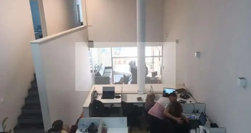 Casa comercial para locação na vila andrade, são paulo-sp: 5 quartos, 2 suítes, 4 salas, 5 banheiros, 2 vagas de garagem, 250m².