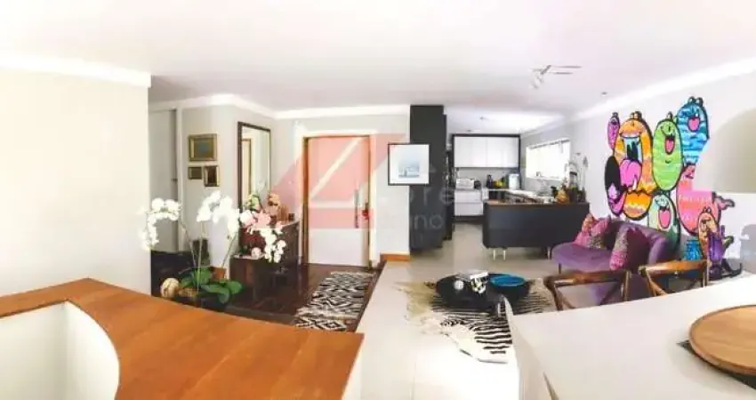 Casa com 4 quartos à venda na Rua Jandiro Joaquim Pereira, 411, Jardim Leonor, São Paulo