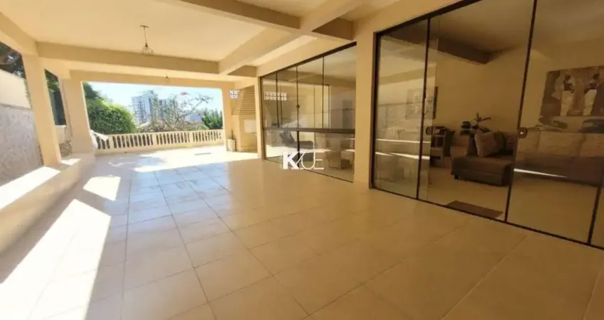 Casa com 4 quartos à venda na Rua Clemente Rovere, --, Centro, Florianópolis