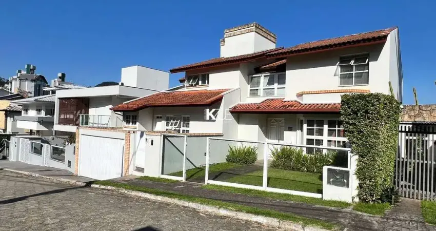 Casa com 3 quartos à venda na Rua Doutor Celso Nicodemus Lopes, --, João Paulo, Florianópolis