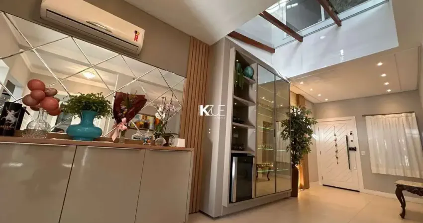 Casa com 3 quartos à venda na Rua José Cândido da Silva, --, Balneário, Florianópolis