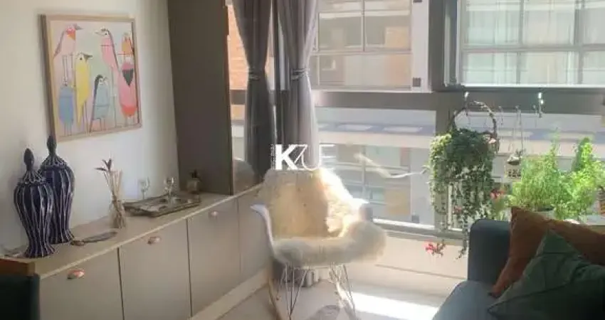 Apartamento à venda na Avenida Marinheiro Max Schramm, --, Jardim Atlântico, Florianópolis