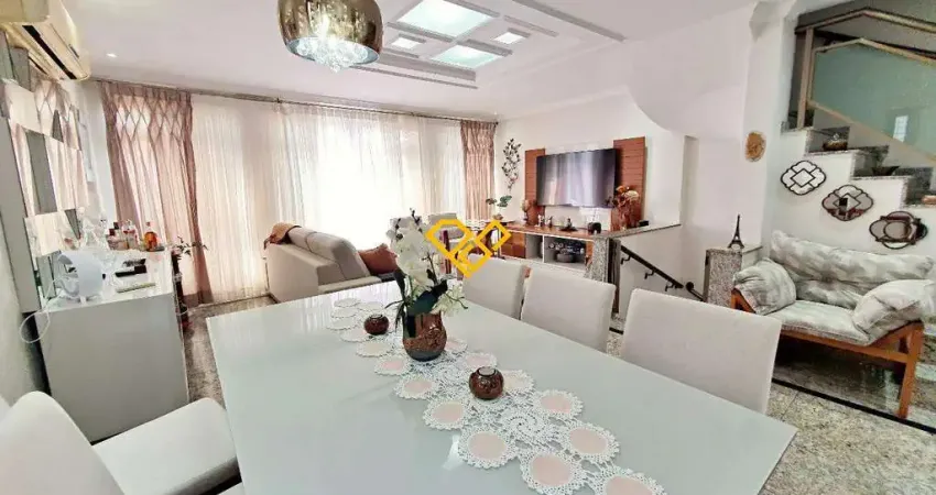 Casa com 3 quartos à venda no Embaré, Santos