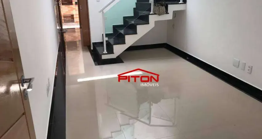 Casa com 3 quartos para alugar na Rua Francisco Pires Ribeiro, 240, Vila Costa Melo, São Paulo