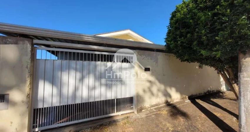 CASA À VENDA COM 2 QUARTOS NO JARDIM FLAMBOYANT EM CAMPINAS/SP.