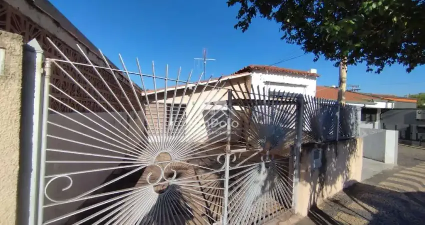Casa à venda na Vila Teixeira com potencial para comercio (ZC4). em Campinas/SP.