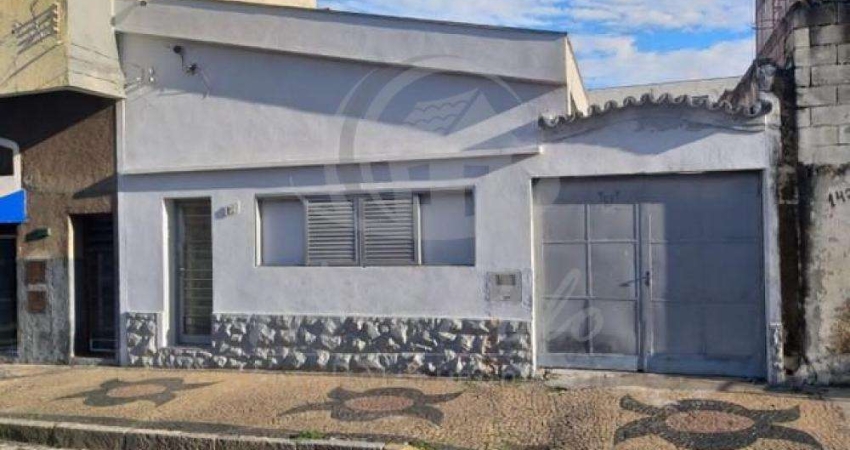 Casa a venda no Bosque em Campinas-SP