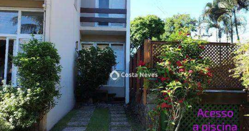 Sobrado com 3 dormitórios à venda, 158 m² por R$ 1.210.000,00 - Praia do Arrastão - São Sebastião/SP