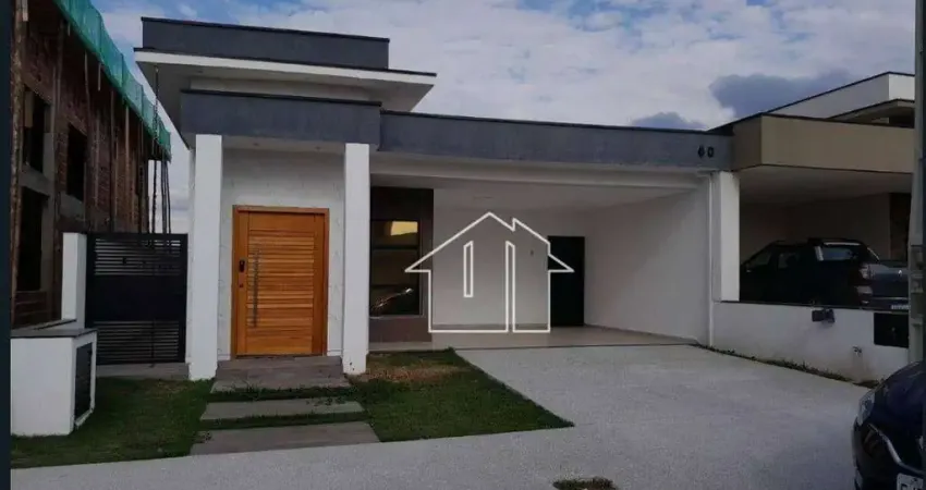 Casa com 3 dormitórios à venda, 158 m² por R$ 1.100.000,00 - Condomínio Malibu - Caçapava/SP