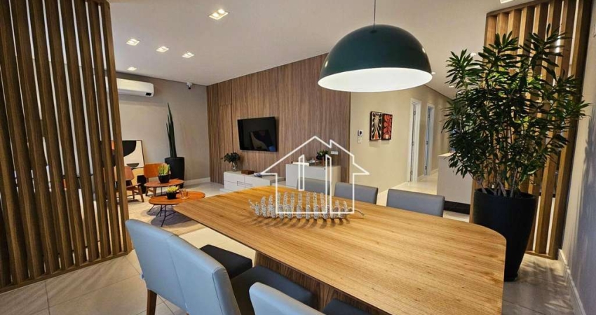 Casa com 3 dormitórios à venda, 135 m² por R$ 890.000,00 - Villa Branca - Jacareí/SP