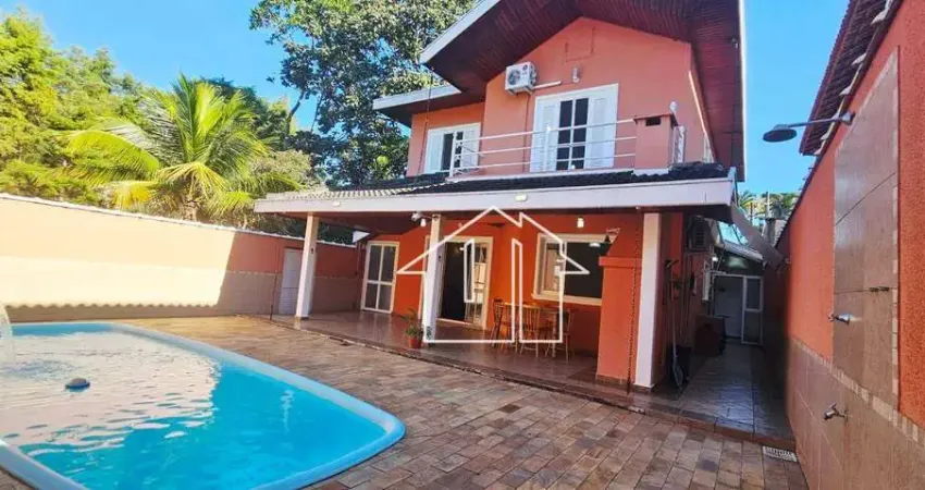Casa com 4 dormitórios à venda, 245 m² por R$ 1.500.000,00 - Urbanova - São José dos Campos/SP