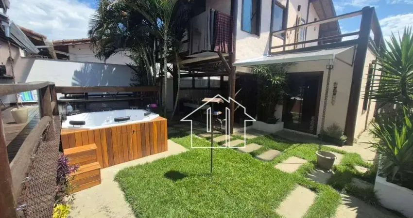 Casa com 3 dormitórios à venda, 138 m² por R$ 1.500.000,00 - Urbanova - São José dos Campos/SP