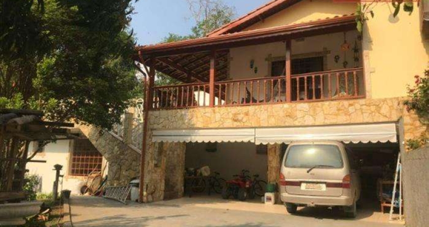 Casa em Condomínio para Venda em Mairiporã, Caceia, 3 dormitórios, 2 banheiros, 6 vagas