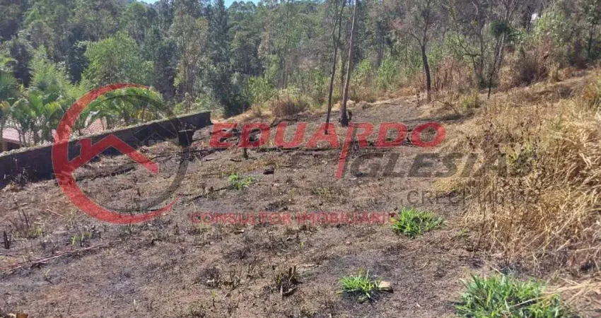 Terreno à venda na Alameda dos Pinheiros, 180, Terra Preta, Mairiporã