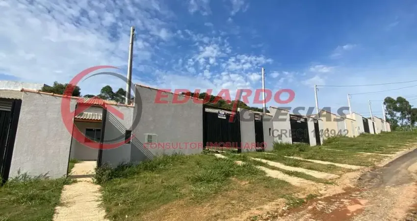 Casas Financiáveis para Venda em Mairiporã, Mato Dentro, 3 dormitórios, 1 suíte, 1 banheiro, 2 vagas