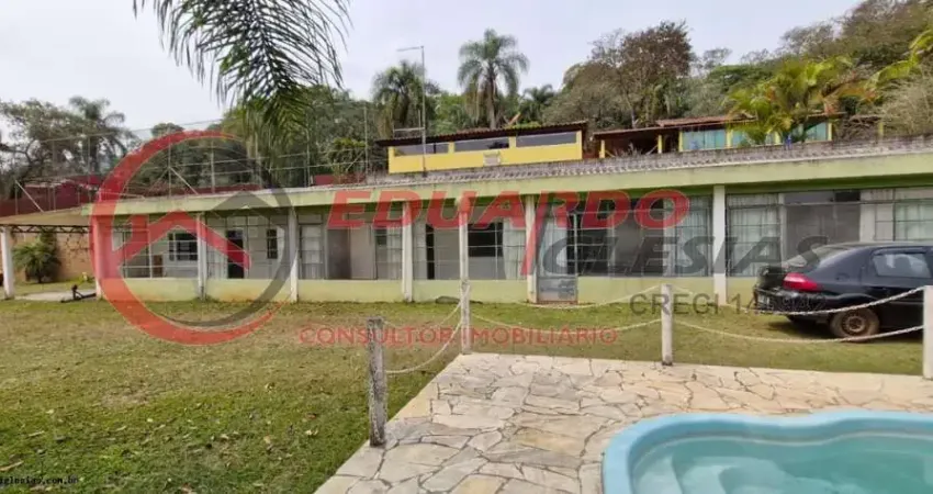 Chácara para Venda em Mairiporã, Roseira, 3 dormitórios, 3 suítes, 2 banheiros, 6 vagas