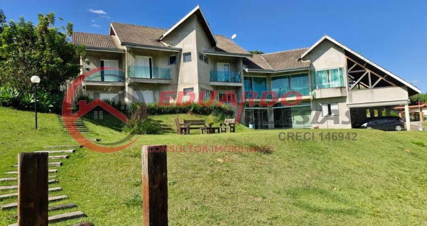 Casa para Venda em Bragança Paulista, Condomínio Jardim das Palmeiras, 7 dormitórios, 6 suítes, 2 banheiros, 3 vagas