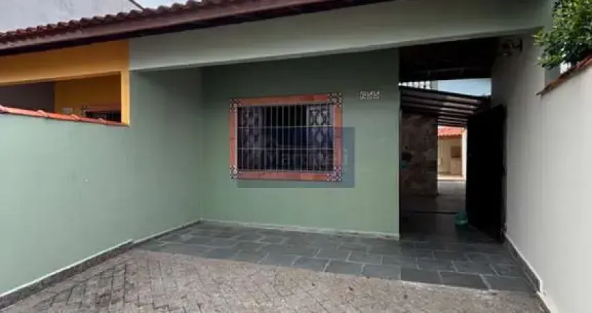Casa à venda em Itanhaém-SP, Belas Artes: 3 quartos, 2 banheiros, 115,99 m² de área!