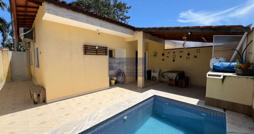 Imperdível oportunidade: Casa à venda em Itanhaém-SP, Bopiranga, 2 quartos, 2 salas, 1 vaga, 70m²!