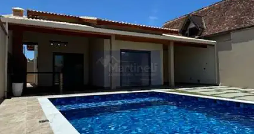 Oportunidade única: Casa à venda em Itanhaém-SP, Grandesp! 3 quartos, 3 suítes, 5 banheiros, 4 vagas de garagem, 128m².