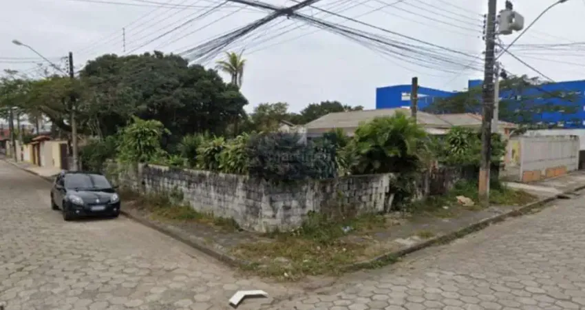 Terreno à venda em Itanhaém-SP, no bairro Suarão, com 350,00 m² de área!