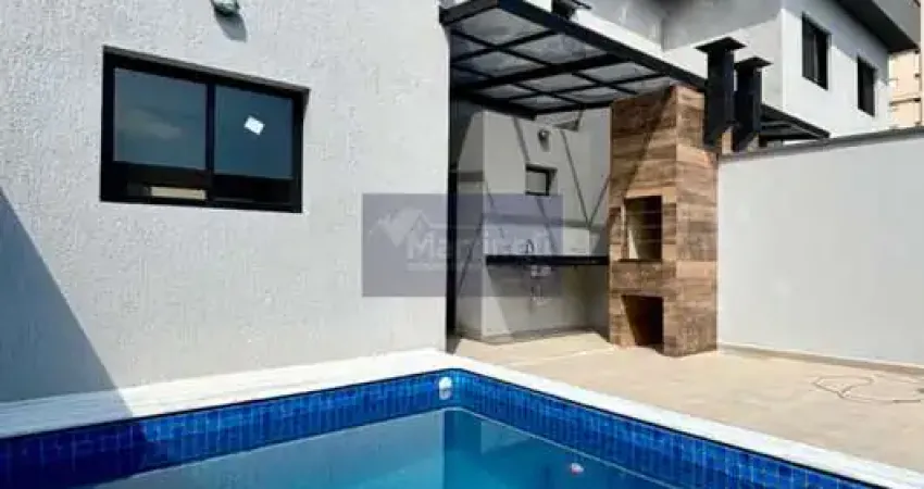 Casa para venda na Praia do Sonho em Itanhaém-SP: 2 quartos, 2 suítes, 4 banheiros, 90m² de área!
