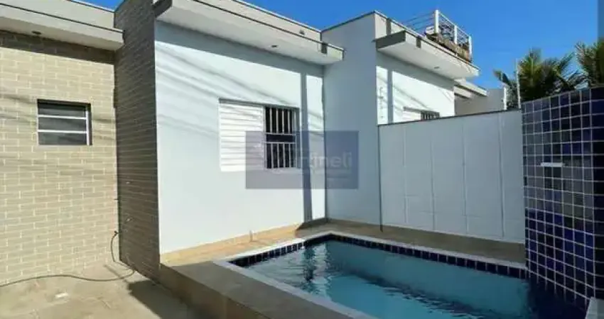 Imperdível oportunidade! casa à venda em itanhaém-sp, bairro jamaica. 2 quartos, 1 suíte, 1 sala, 2 banheiros, 2 vagas, 56m².