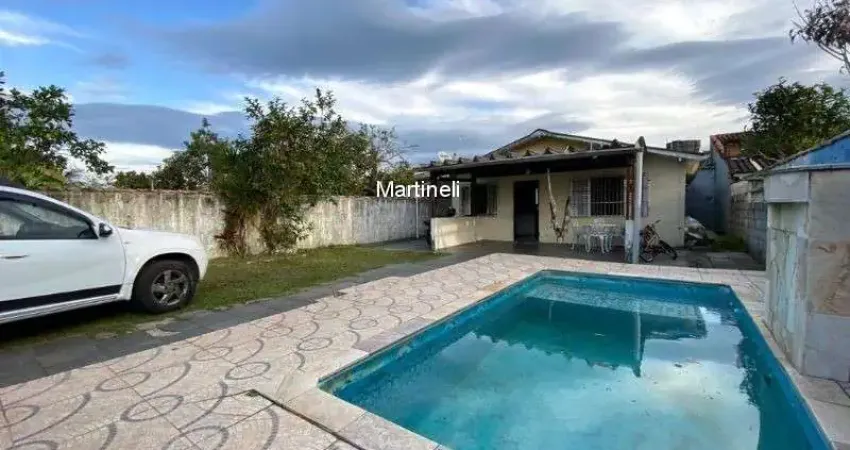 Excelente oportunidade: casa à venda em itanhaém-sp, bairro savoy! 2 quartos, 1 sala, 2 banheiros, 5 vagas de garagem, 46m².