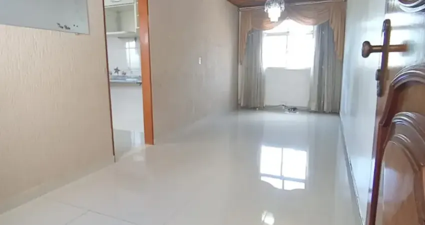 Vendo apartamento do grande reformado e vazio, oportunidade pra quem precisa mudar rápido!