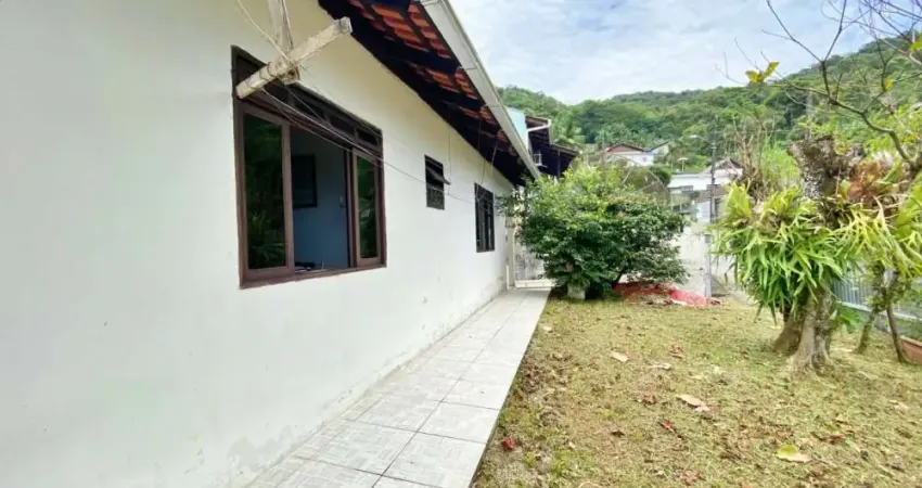 Casa à venda no Progresso, Blumenau 