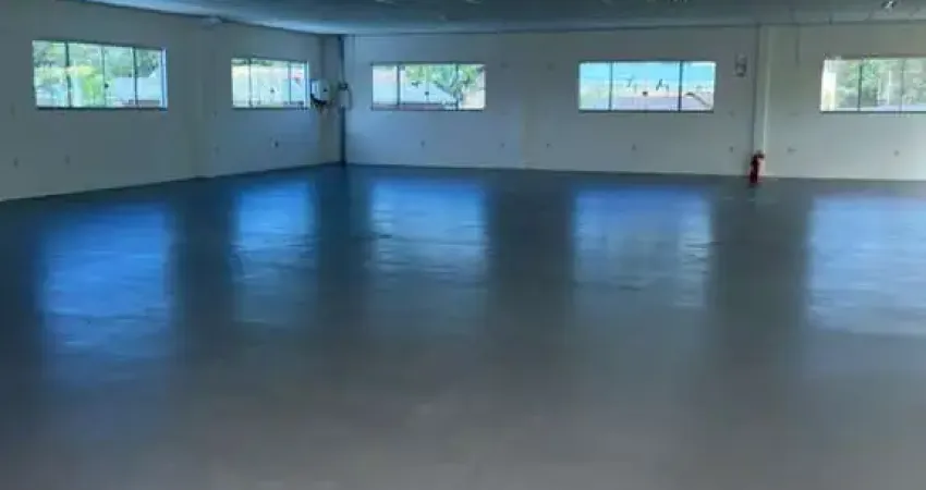 LOCAÇÃO GALPÃO 900M2 - PASSO MANSO