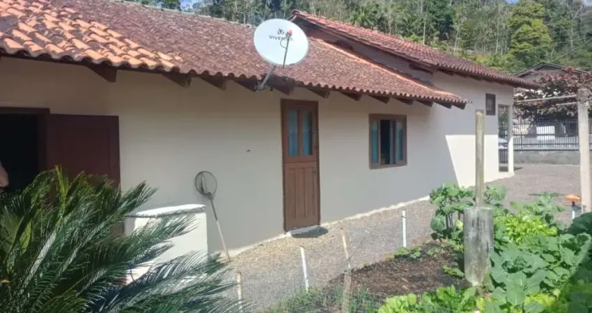 Casa à venda no Rodeio 32, Rodeio 