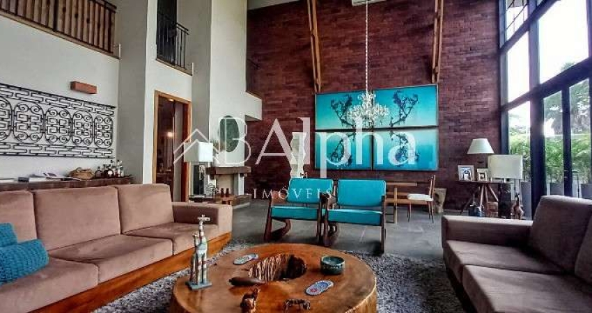 Casa a venda no Residencial Tamboré 10 em Santana de Parnaíba - SP