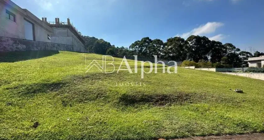 Terreno à venda no Residencial Tamboré 10 em Santana de Parnaíba - SP