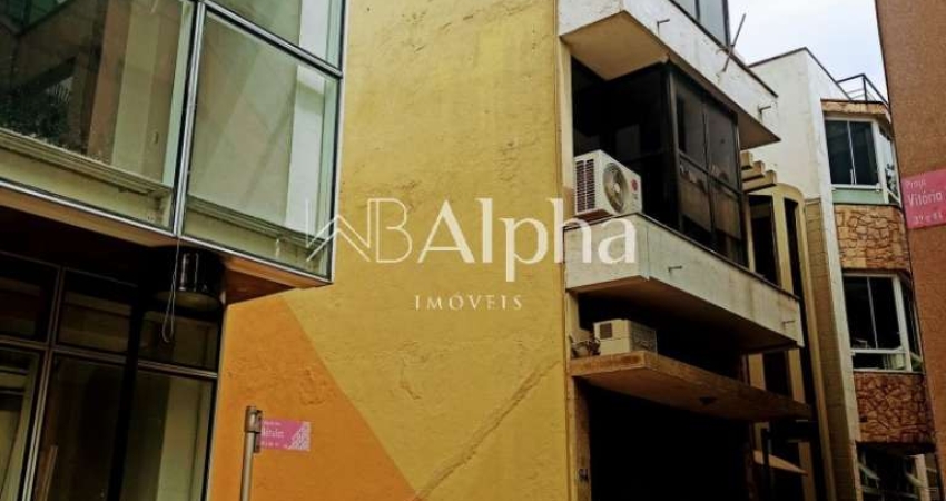 Prédio comercial para locação no Centro Comercial de Alphaville - SP