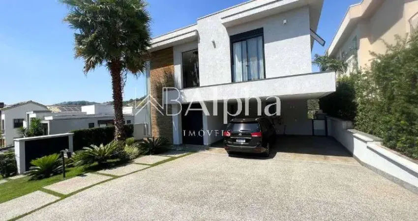 Casa a venda no Condomínio Tamboré 11 em Santana de Parnaíba - SP