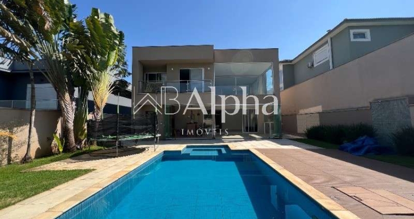 Casa a venda no Condomínio Campos do Conde em Santana de Parnaíba - SP