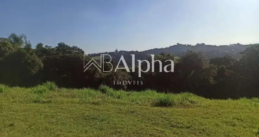 Terreno declive, vista mata à venda no condomínio Altavis - Aldeia da Serra
