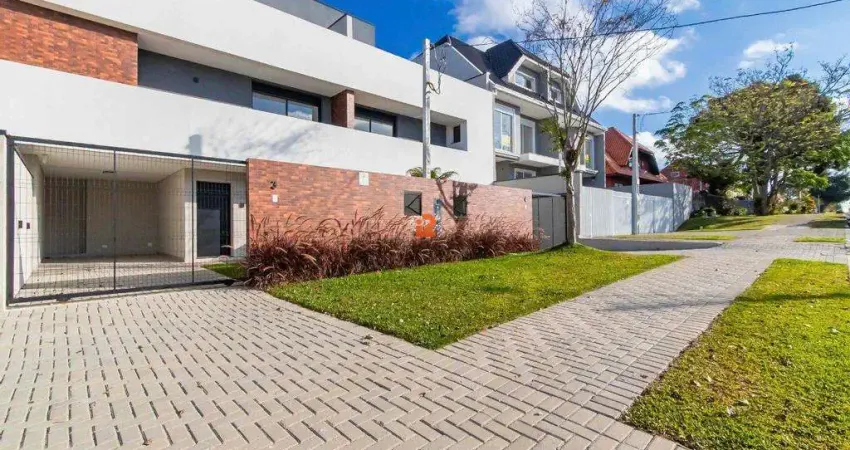 Sobrado à venda em curitiba, santa felicidade, com 3 suítes, com 222.96 m²