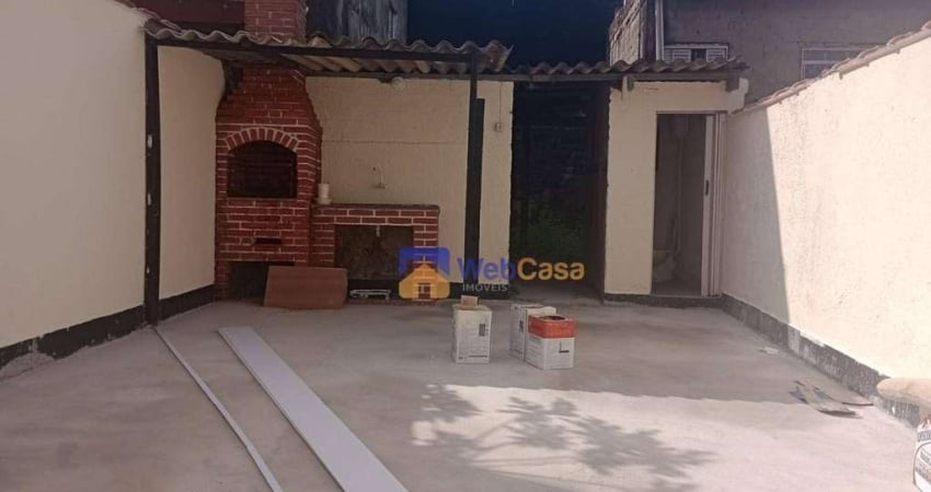 Casa com 3 dormitórios para alugar, 100 m² por R$ 2.700,00/mês - Itaquera - São Paulo/SP