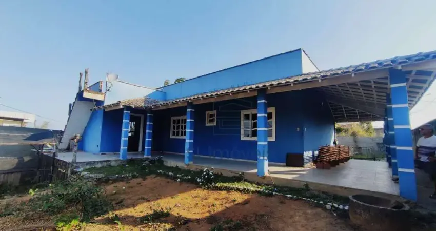 Casa com 3 dormitórios à venda, 114 m² por R$ 375.000 - Extensão Serramar - Rio das Ostras/RJ