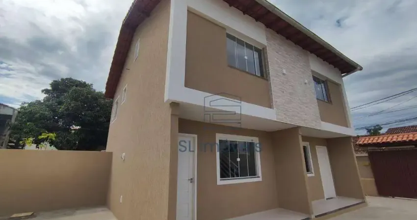 Casa com 2 dormitórios à venda, 70 m² por R$ 320.000 - Ouro Verde - Rio das Ostras/RJ