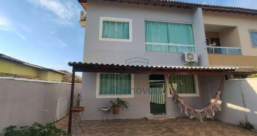 Casa com 3 dormitórios à venda, 128 m² por R$ 500.000 - Jardim Mariléa - Rio das Ostras/RJ