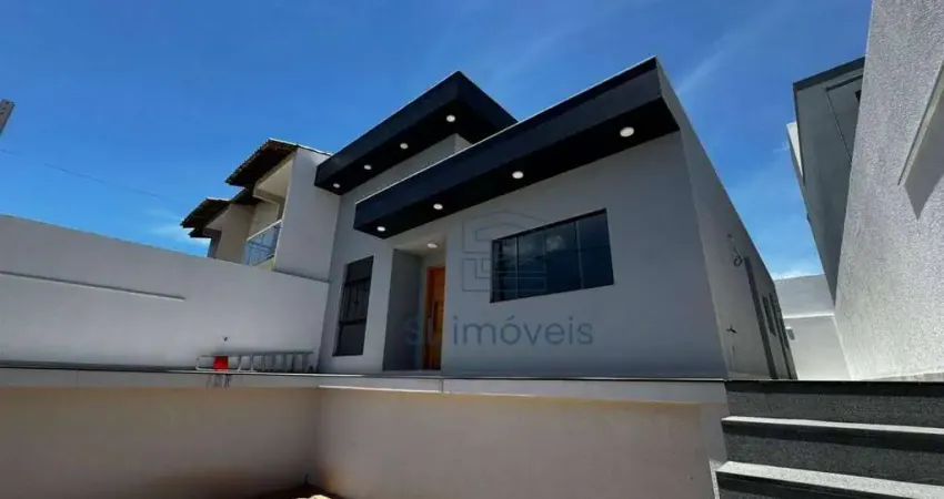 Casa linear com 3 quartos à venda no vale das palmeiras, macaé